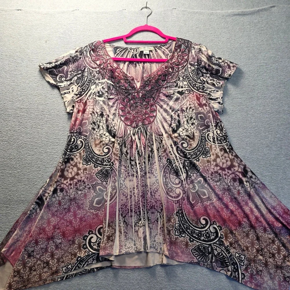 World Unity Flowy Top Womens 1X Beaded Boho Paisley Sharkbite Stretch Tunic - Picture 1 of 9